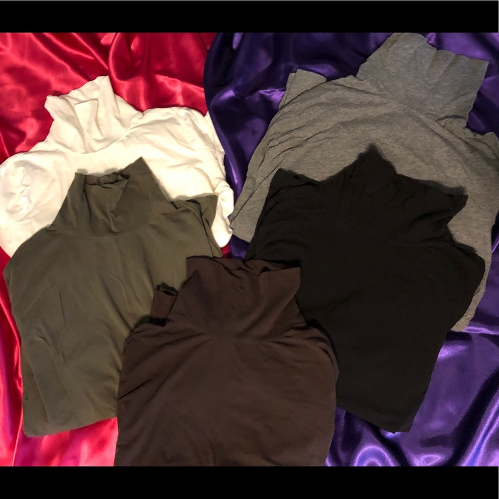 Bundle of five turtlenecks